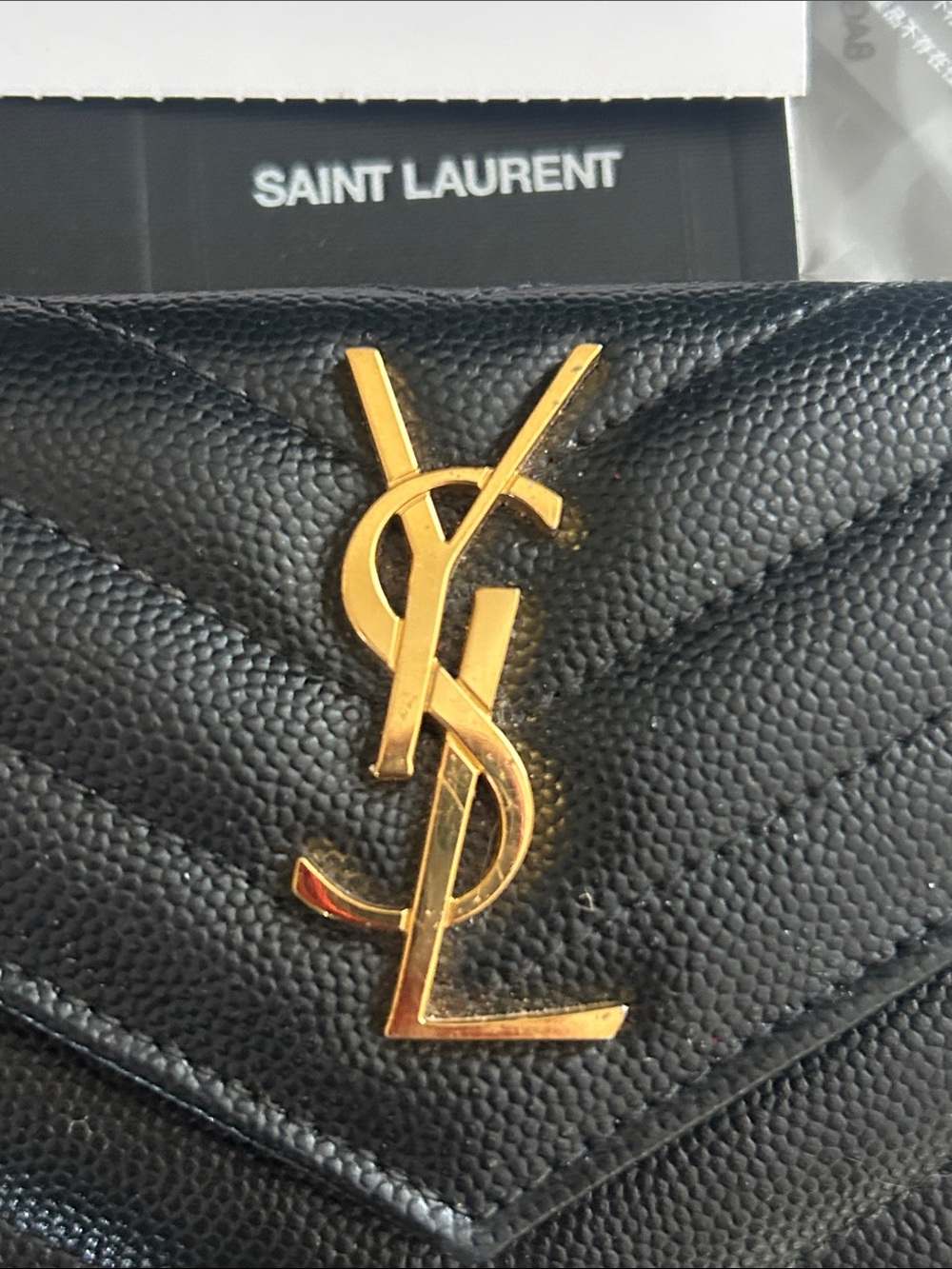 Saint Laurent ⭐️🎀 - Cassandre Matelasse small envelope wallet SOLD - Picture 3 of 7
